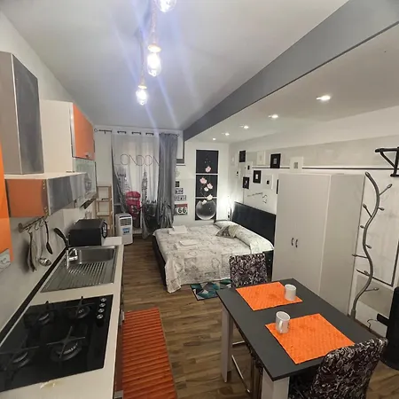 Maison Jean-luc - App Cavour Apartman *