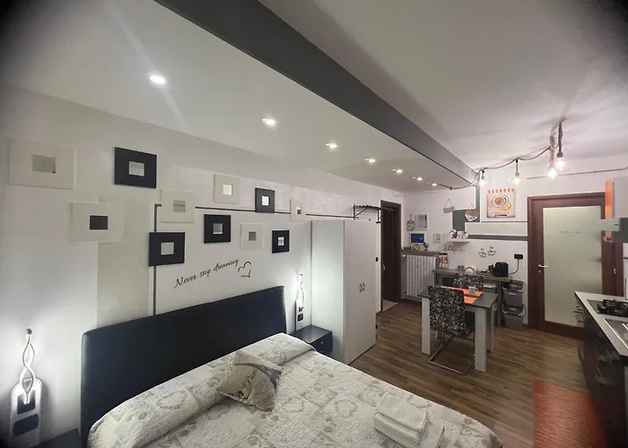 Maison Jean-luc - App Cavour Lägenhet